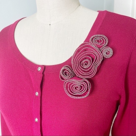 White House Black Market Pink Rose Sweater Cardigan - Picture 8 of 12